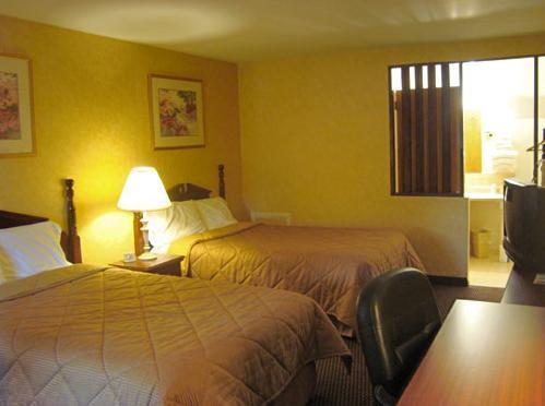 Budget Host Inn New Berlinville Habitación foto